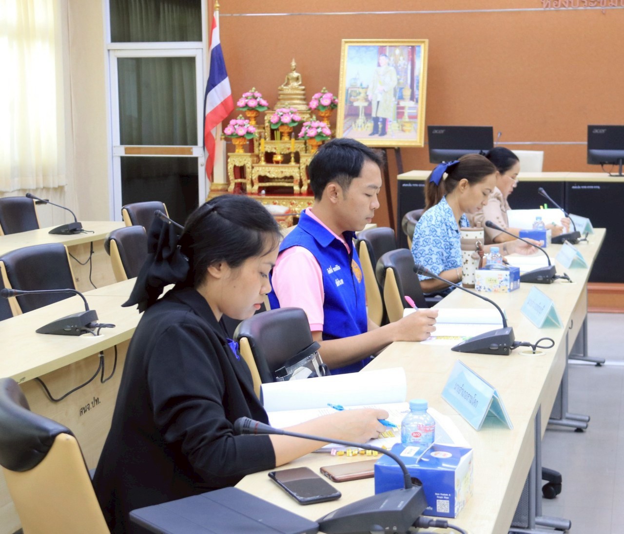 title - จัดประชุมคณะกรรมการคัดเลือกกรรมการผู้แทนเกษตรกรในคณะกรรมการปฏิรูปที่ดินจังหวัดปทุมธานี (คปจ.ปทุมธานี) ครั้งที่ 1/2568 ณ ห้องประชุมบัวหลวงปทุมธานี ชั้น 5 ศาลากลางจังหวัดปทุมธานี